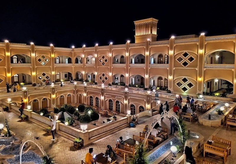 هتل اصفهان برای چهار نفر